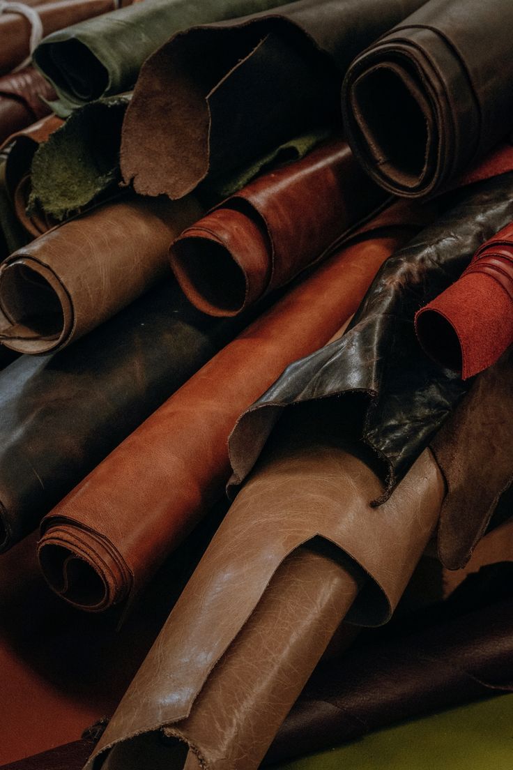Leather vs. Other Materials for Harnesses