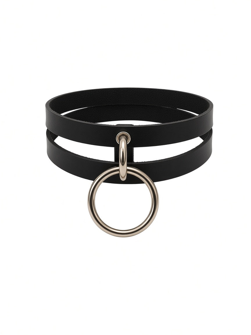 Kitty leather choker with hanging ring