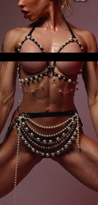 The Pearl leather lingerie set of 2: bra and skirt