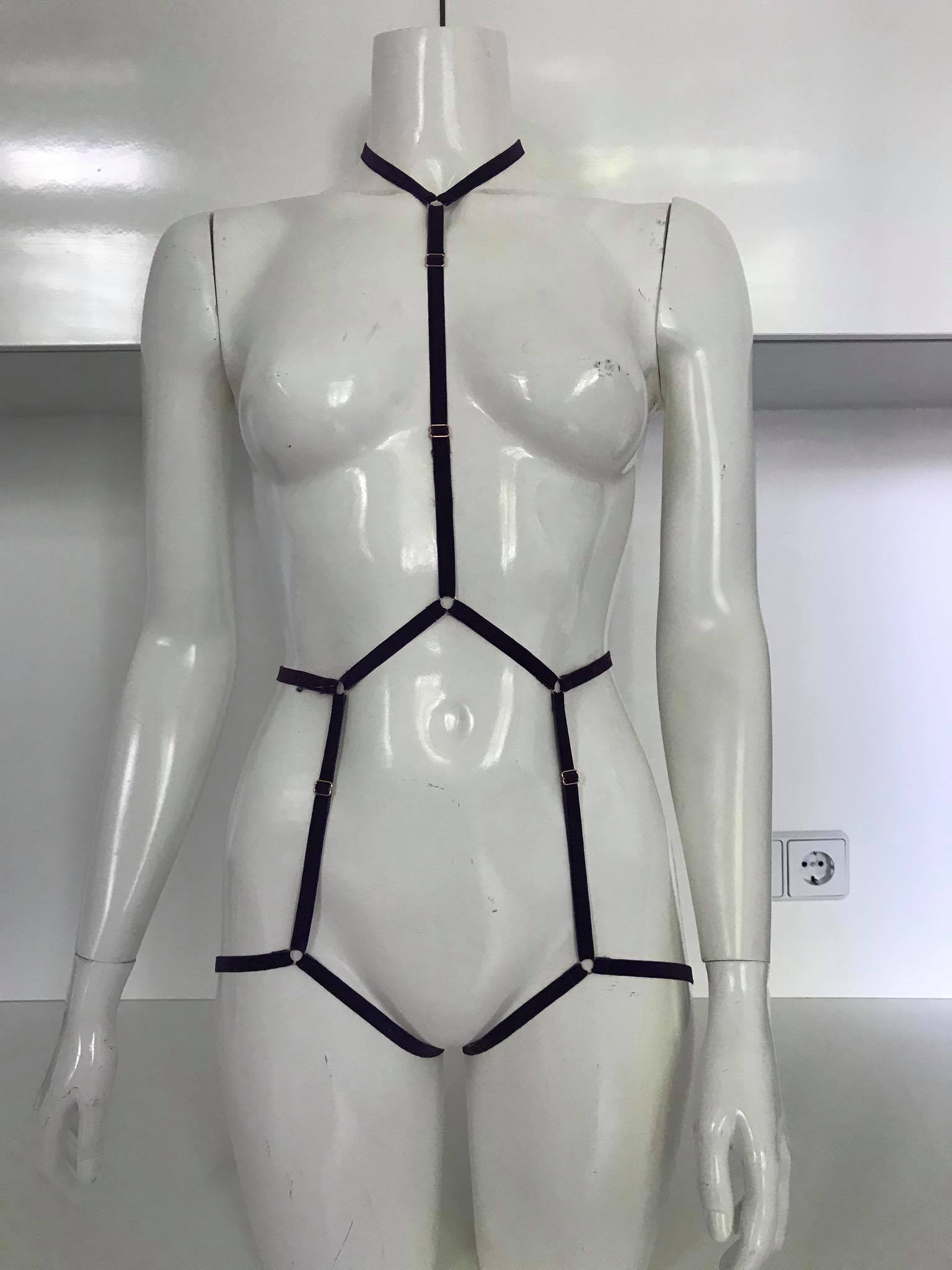 harness damen, leder harness damen ,harness damen body, harness damen oberkörper ,body harness frauen ,leder harness ,harnisch ,frauen leder harness ,damen body leg harness strumpfband leder ledergeschirr ,frauen harnisch, leather harness,garters belts ,  Leg garters German lingerie for women Full bodysuit  Harness lingerie sustainable fashion Guilt free fashion Leather lingerie Norwegian lingerie