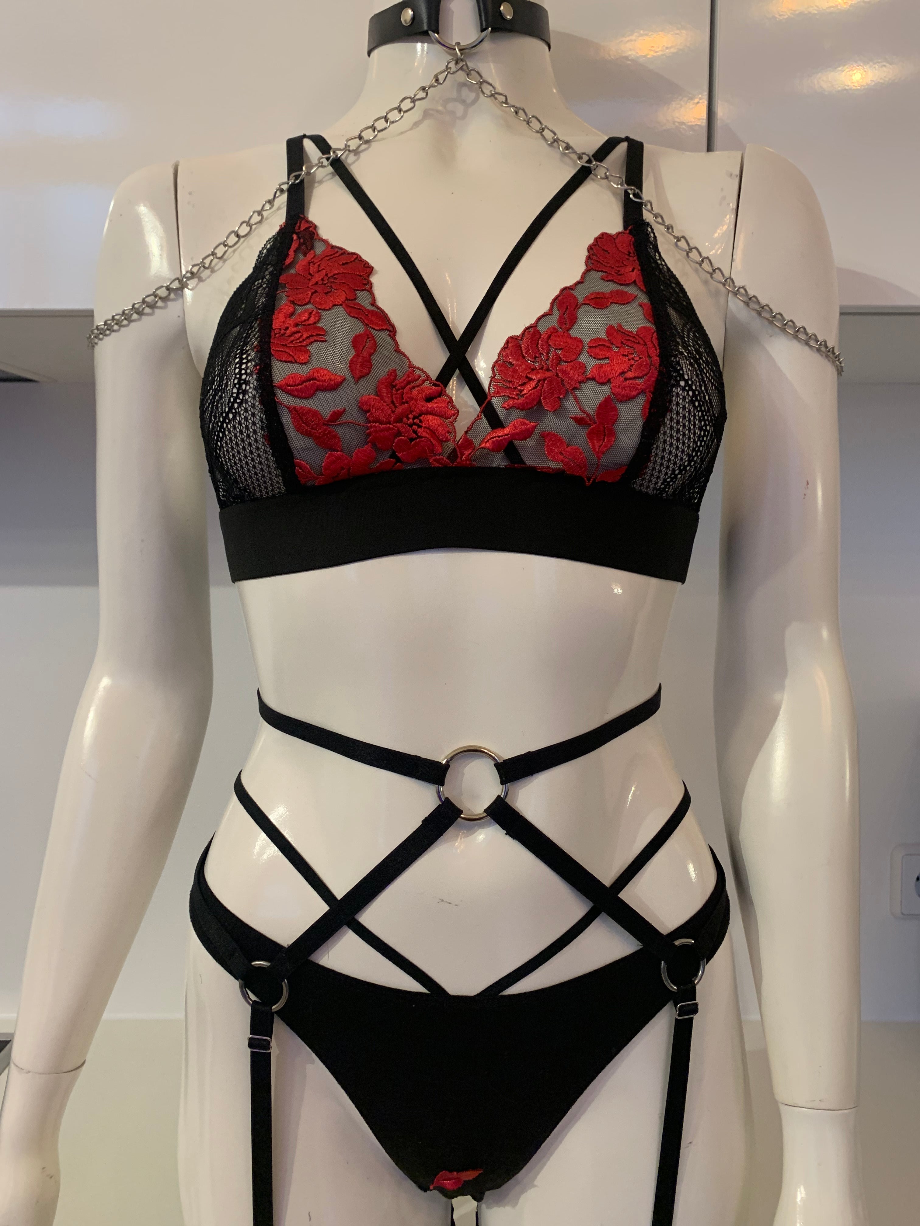 Temptress Lingerie Set of 3 items