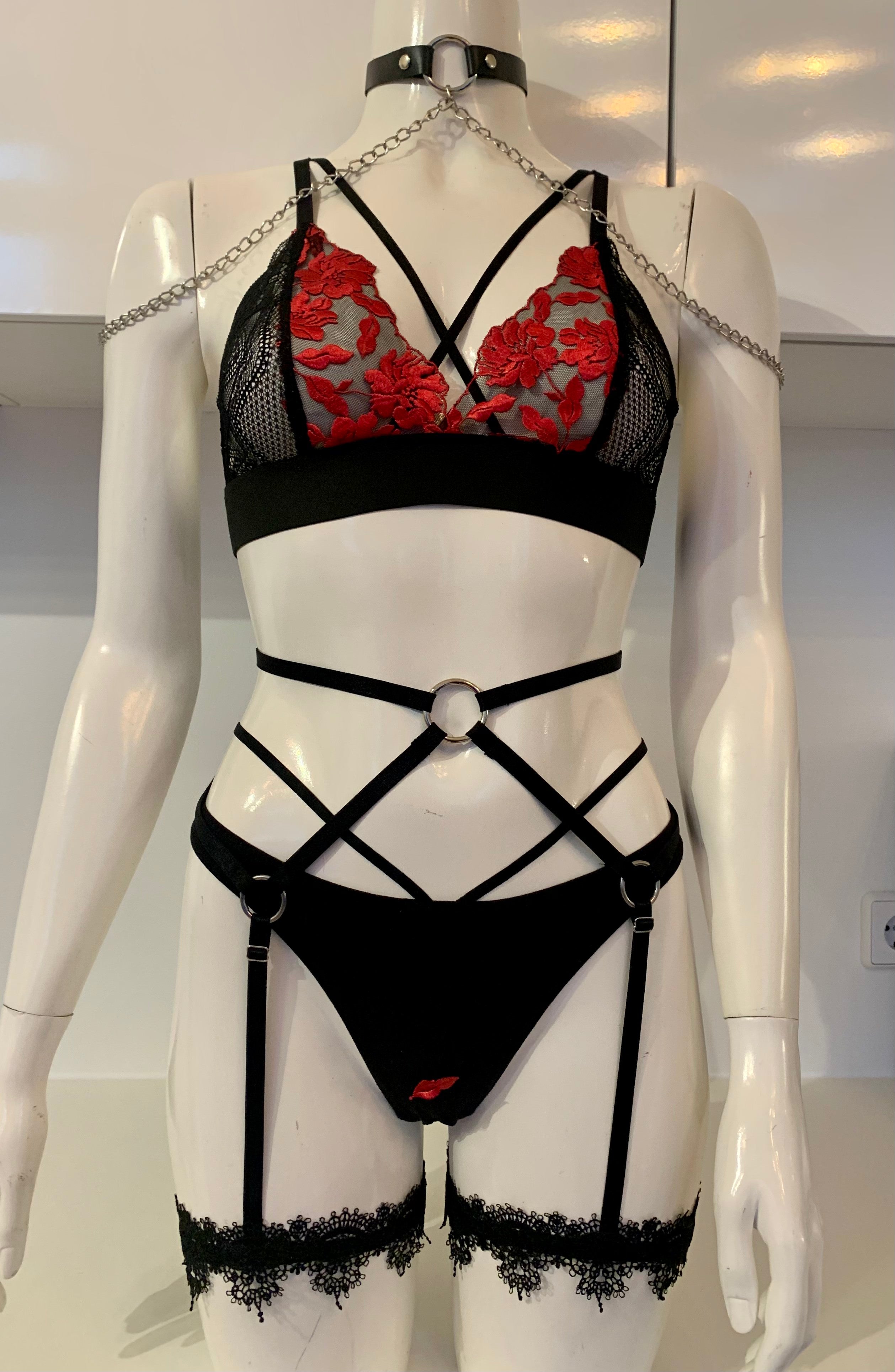 Temptress Lingerie Set of 3 items