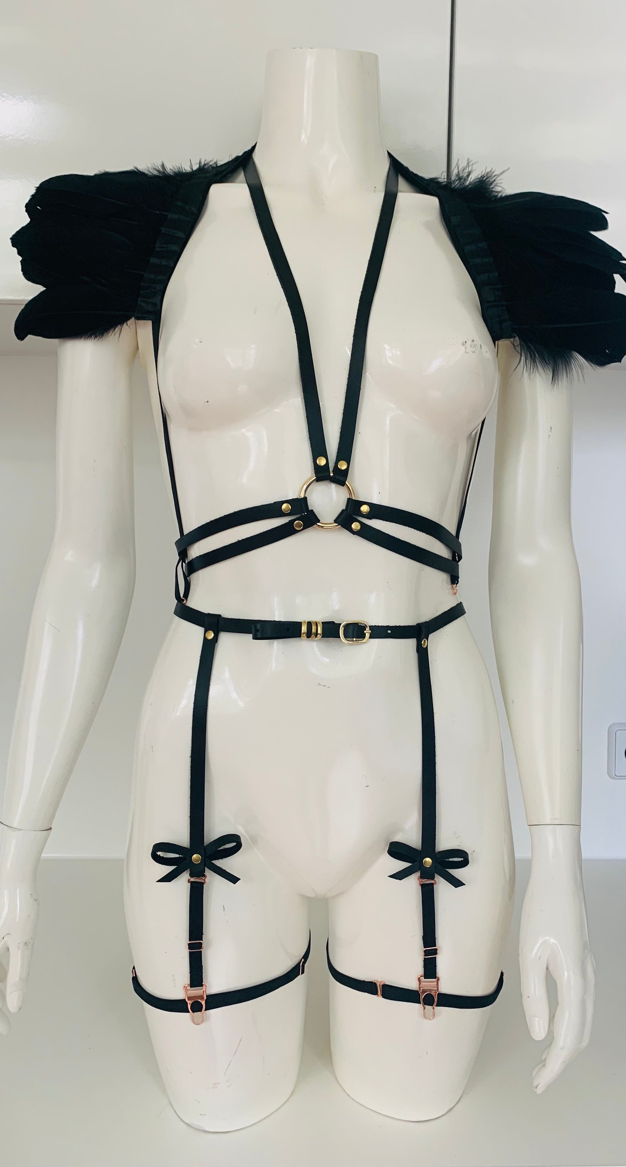 harness damen, leder harness damen ,harness damen body, harness damen oberkörper ,body harness frauen ,leder harness ,harnisch ,frauen leder harness ,damen body leg harness strumpfband leder ledergeschirr ,frauen harnisch, leather harness,garters belts ,  Leg garters German lingerie for women Full bodysuit  Harness lingerie sustainable fashion Guilt free fashion Leather lingerie Norwegian lingerie
