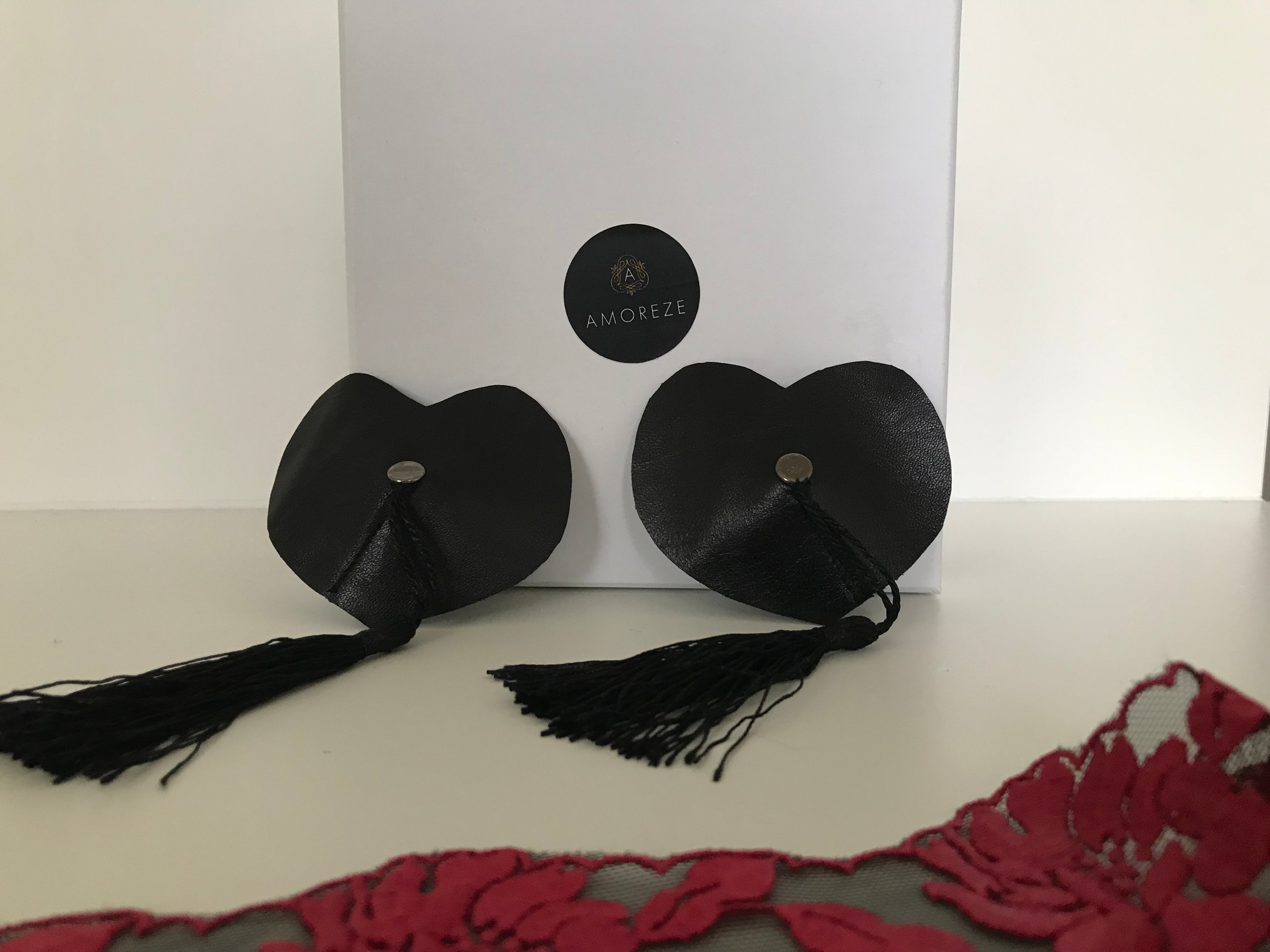 Heart shaped leather nipple pasties - Amoreze